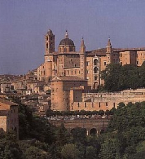 Viaggio nei borghi più belli delle Marche