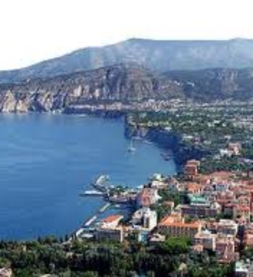 PENISOLA SORRENTINA: BELLEZZE NATURALI E TRADIZIONI GOLOSE