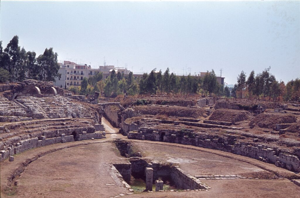 Anfiteatro greco-romano Locri, Costa dei Gelsomini, Calabria